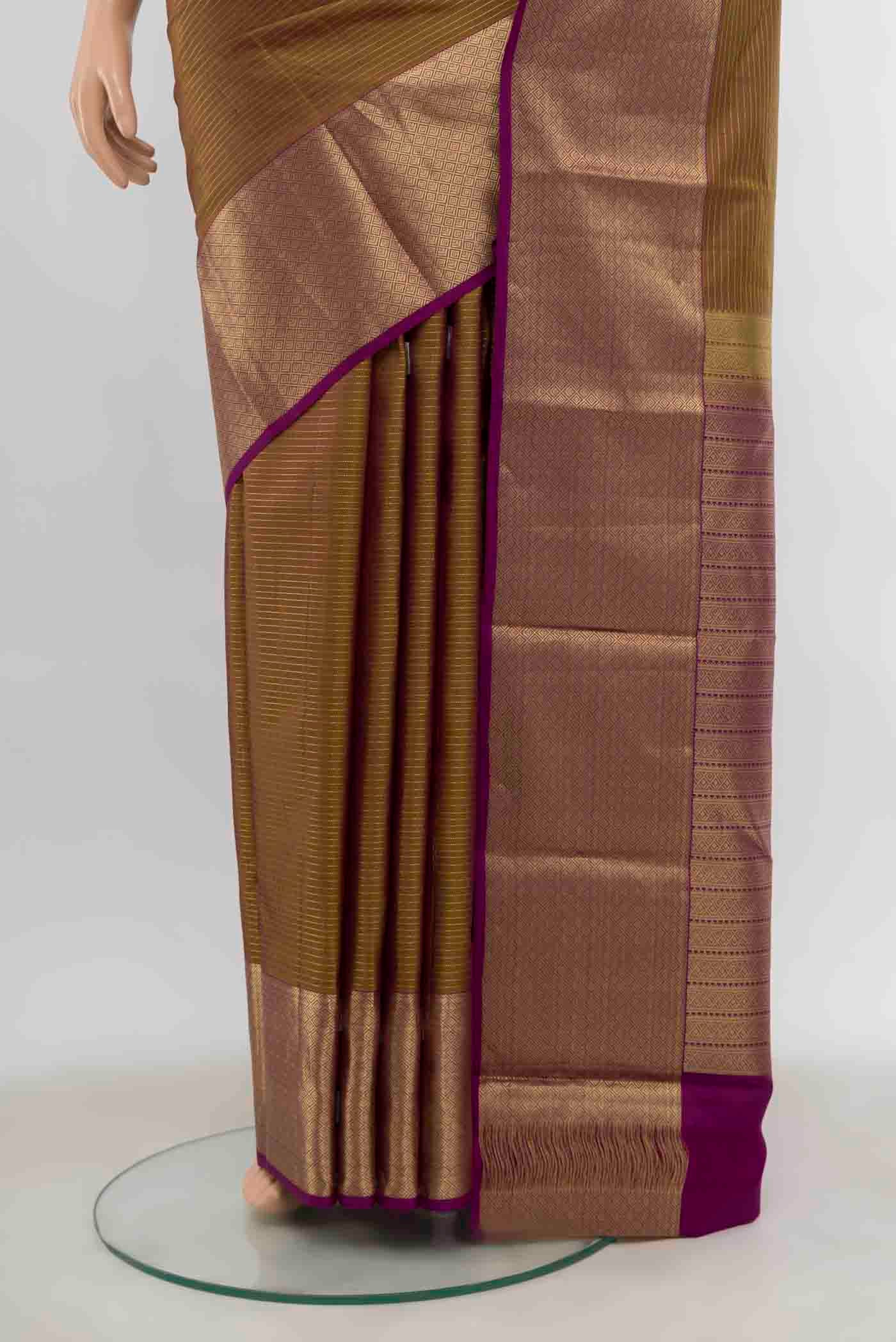 pleats pallu