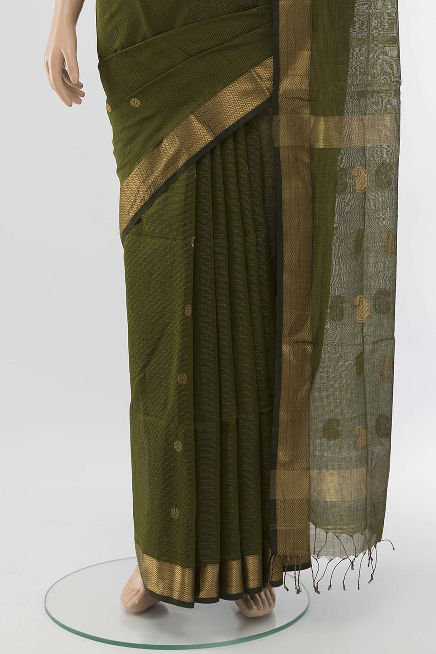 pleats pallu