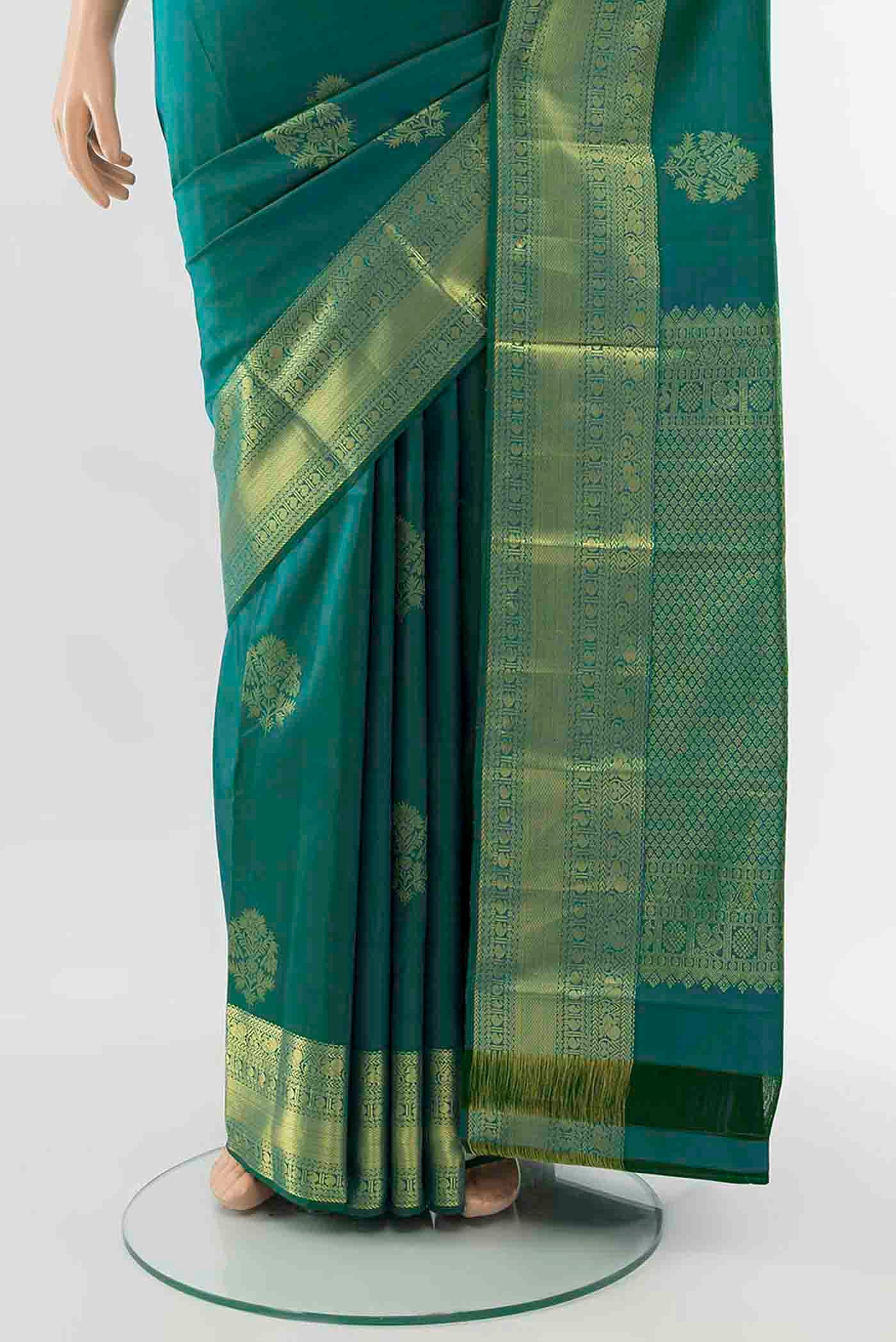 pleats pallu