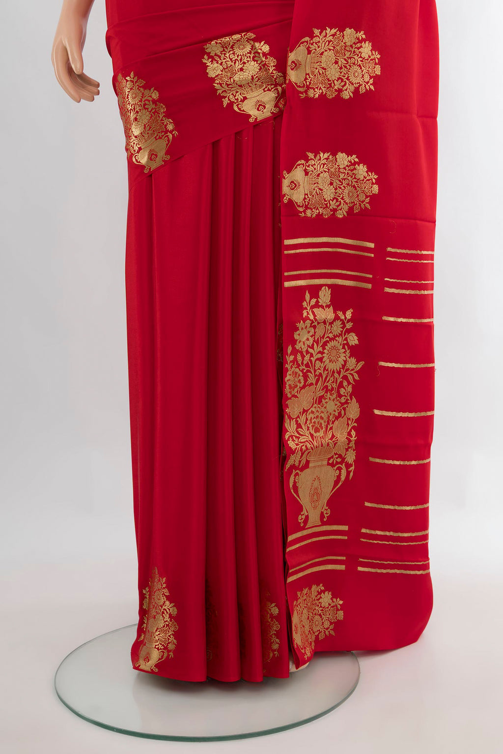 Pleats and pallu of Pure Silk Red Mysore Crepe Saree with Plain Body and Fancy Border. 