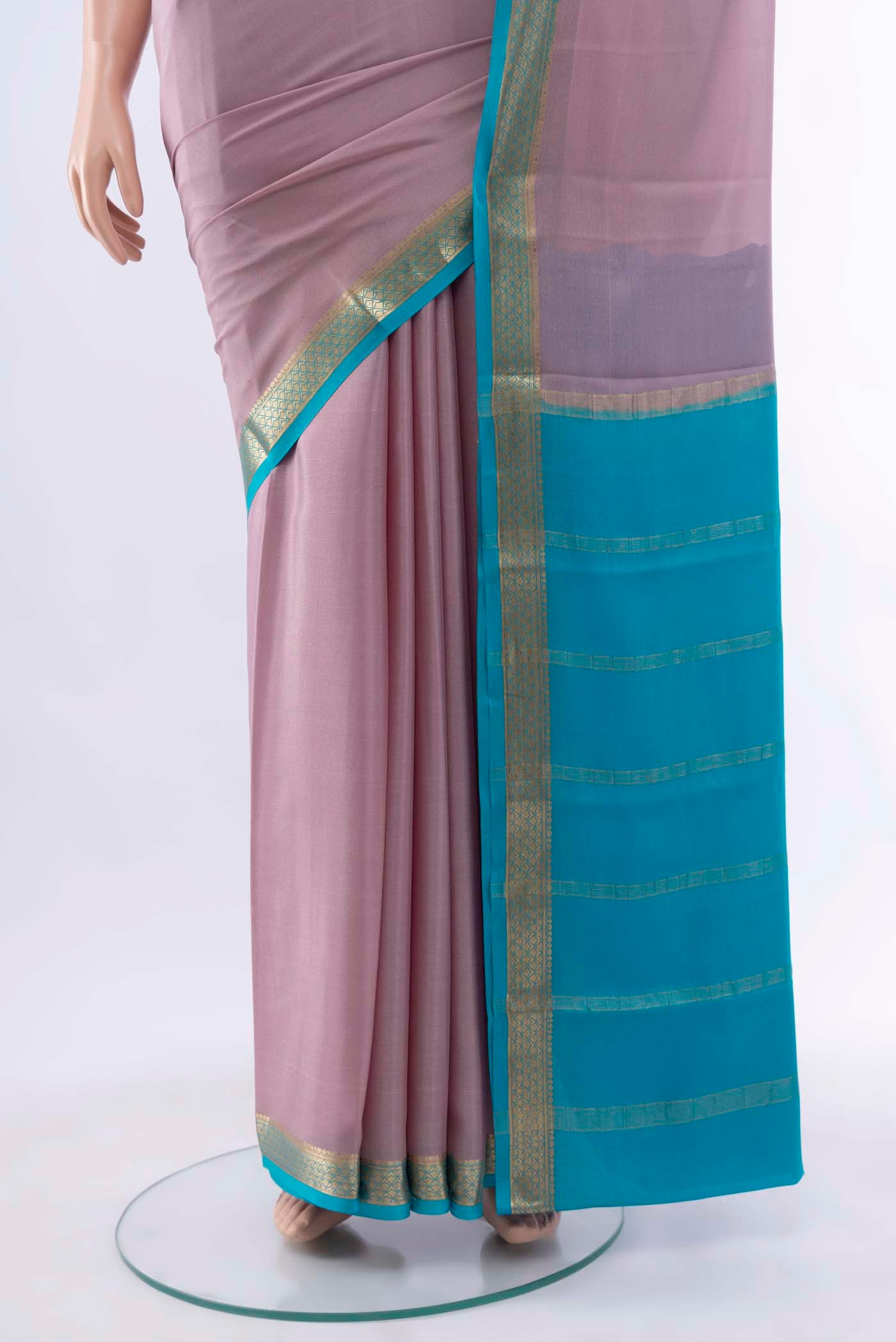 pleats pallu
