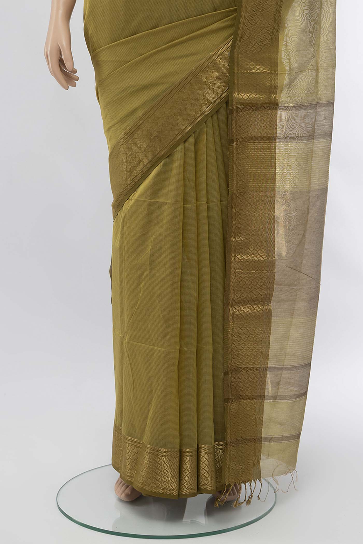 pleats pallu