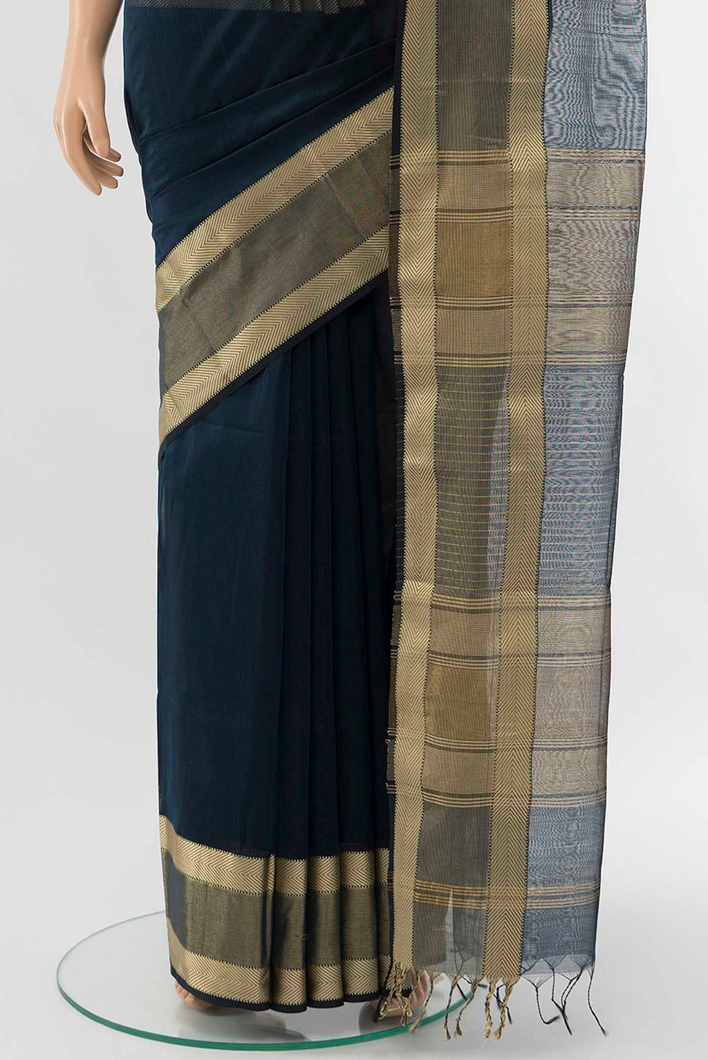 pleats pallu