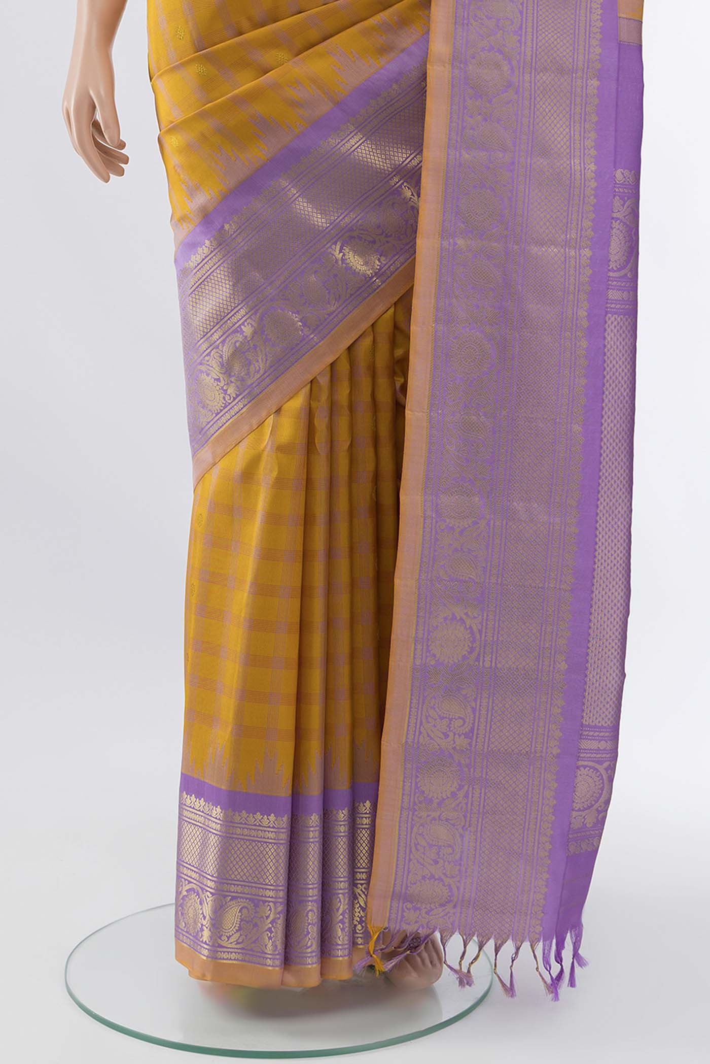 pleats pallu