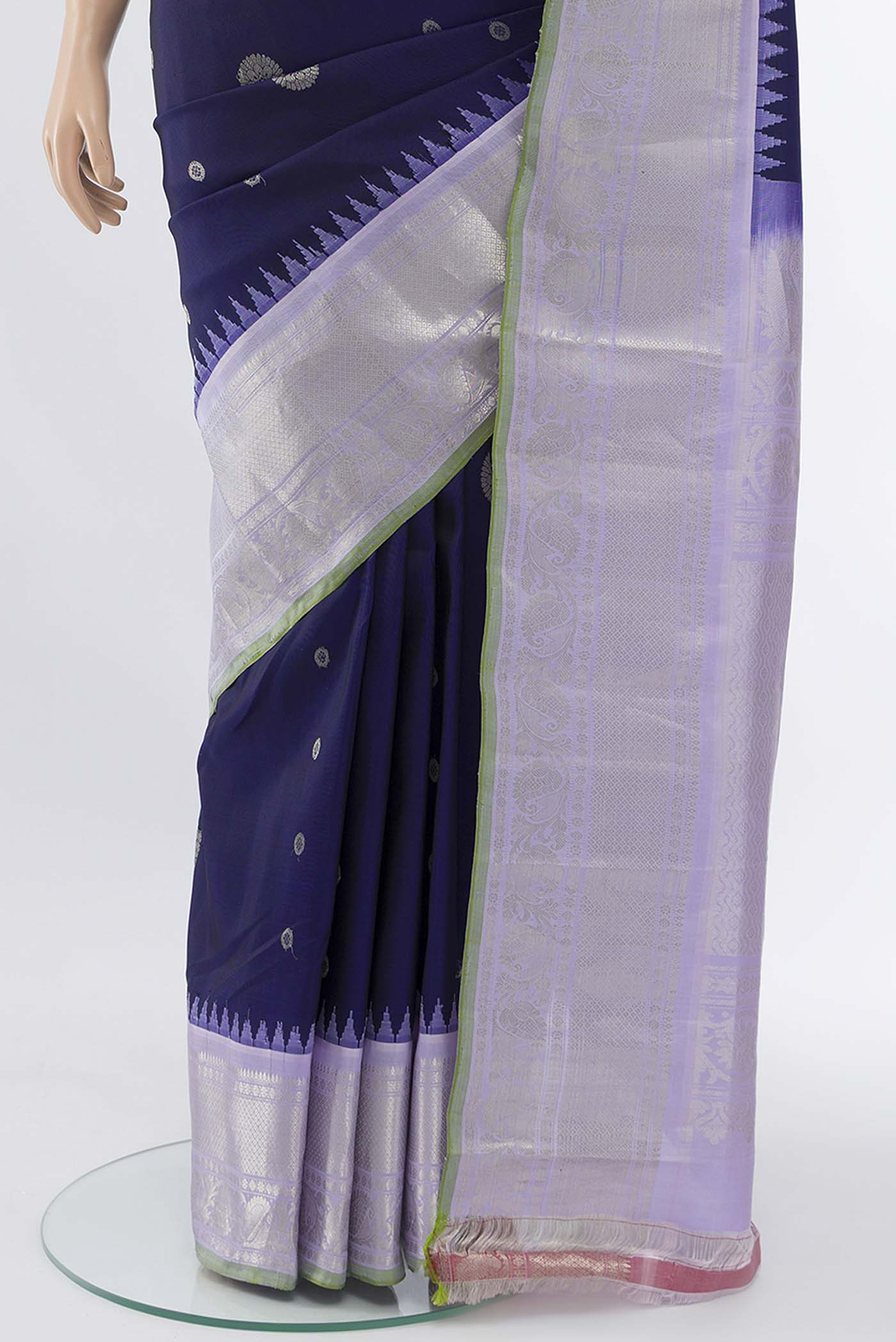 pleats pallu