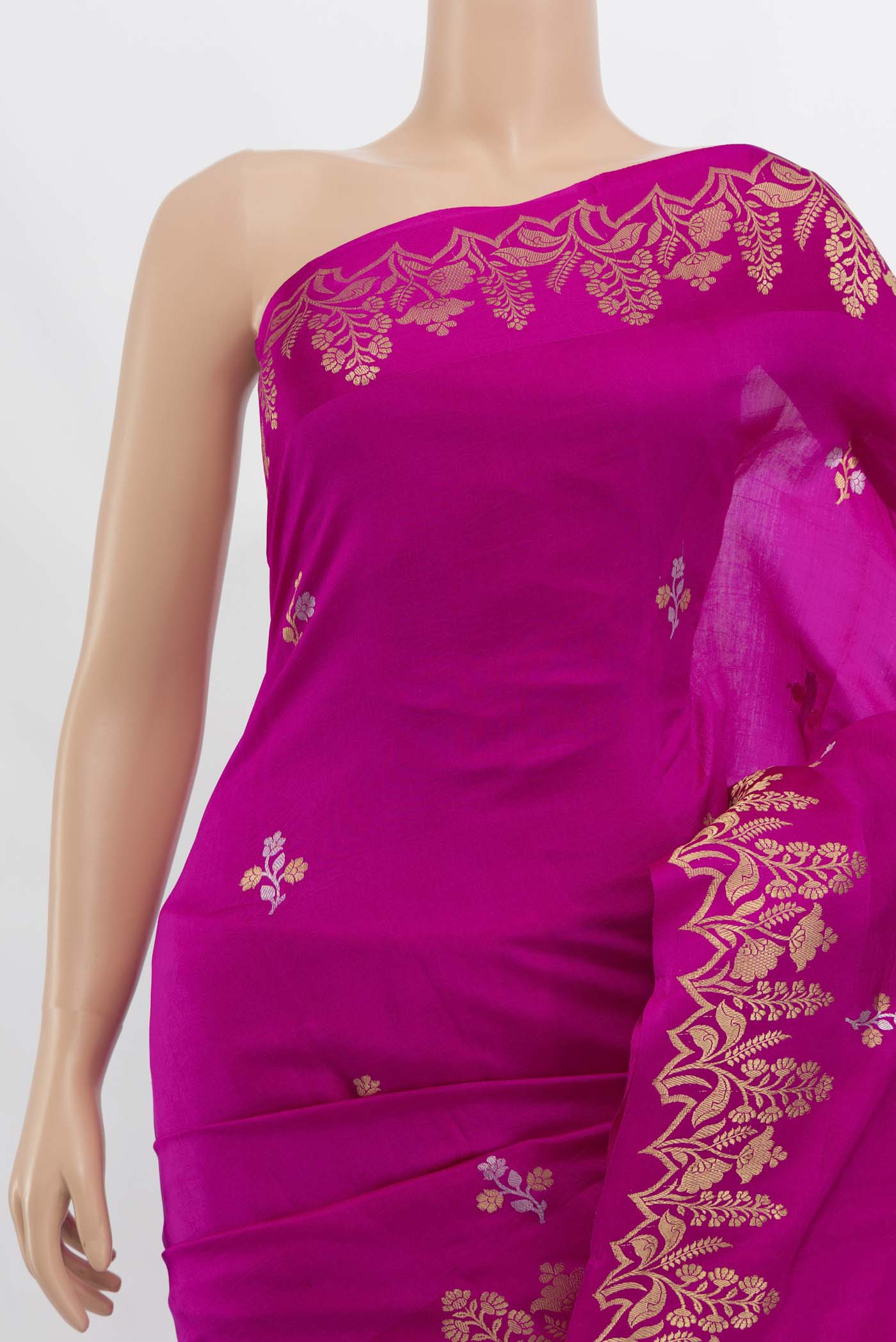 Border image of Magenta Banarasi Katan Silk Saree with Zari Butta on the body and Zari Border. 
