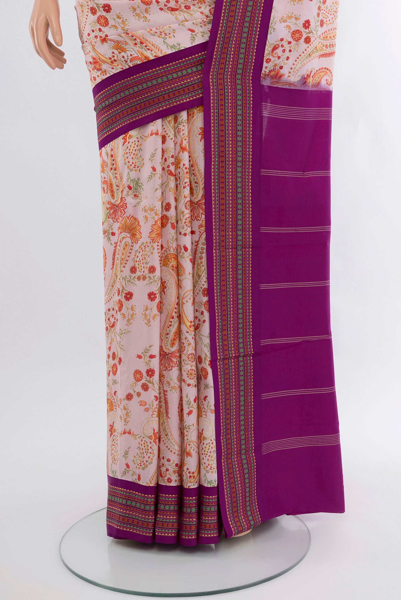 Pleats and pallu of Cream Printed Silk Saree with Floral Print on the body and Thread Border. 