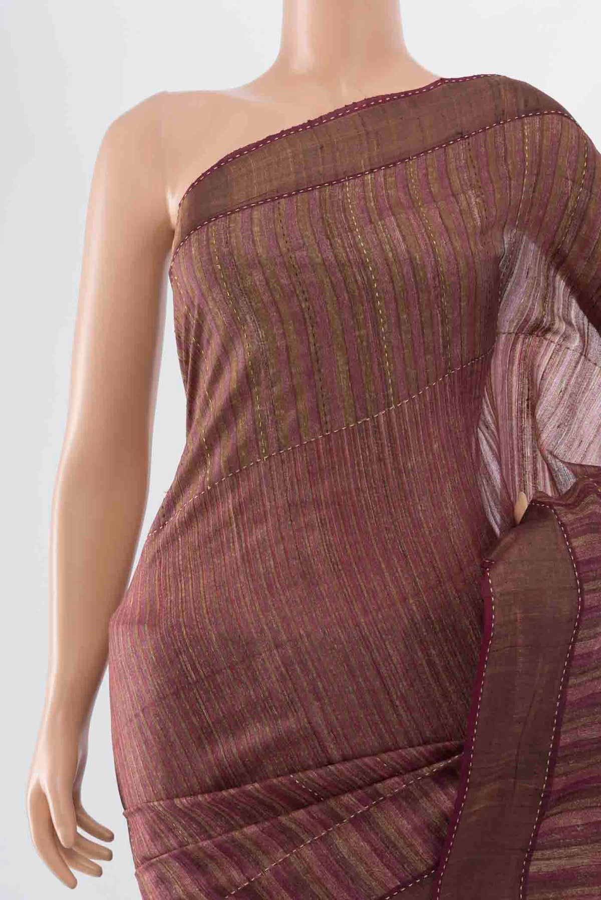 Border image of Imperial Pink Tussar Silk Saree with Embroidery on the body and Thread Border