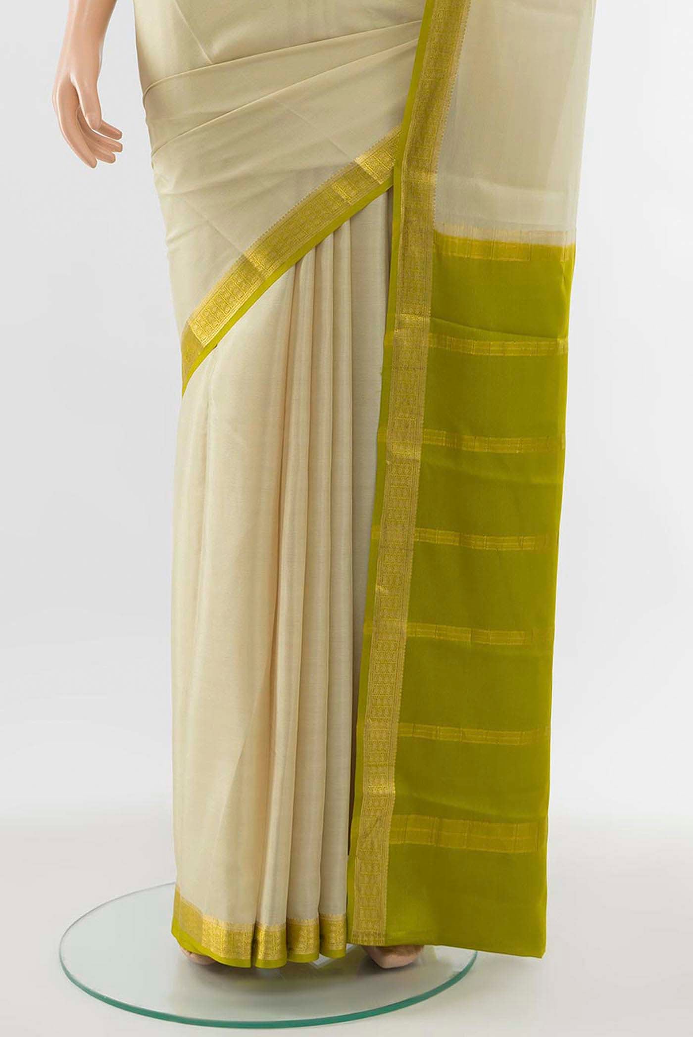 pleats pallu