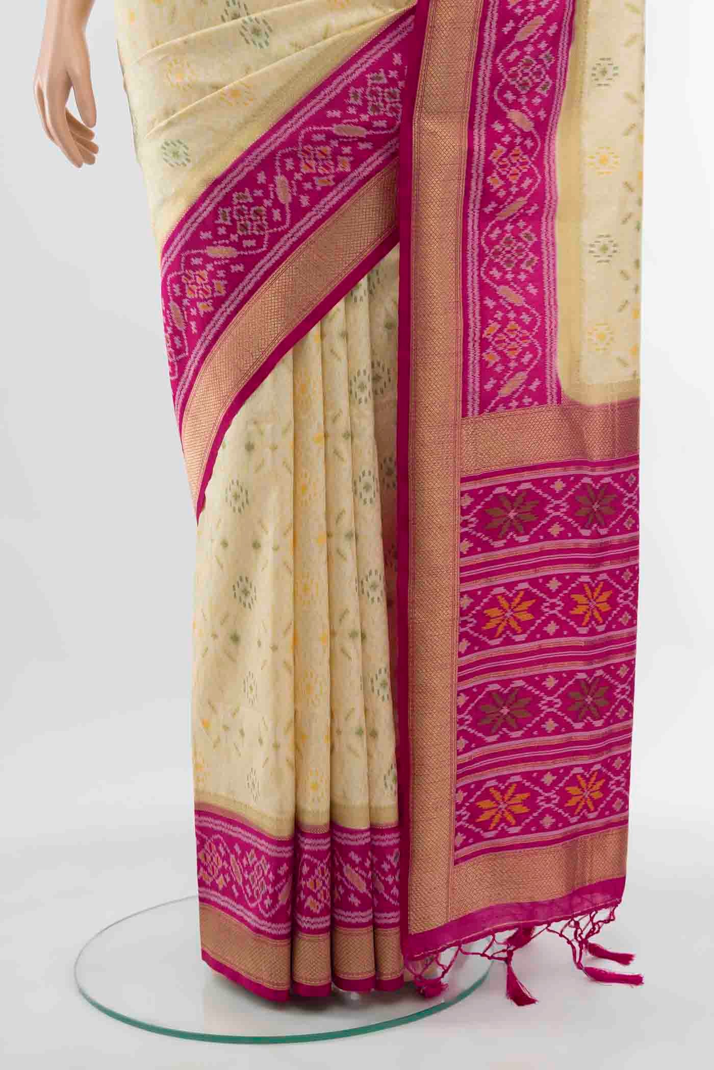 pleats pallu