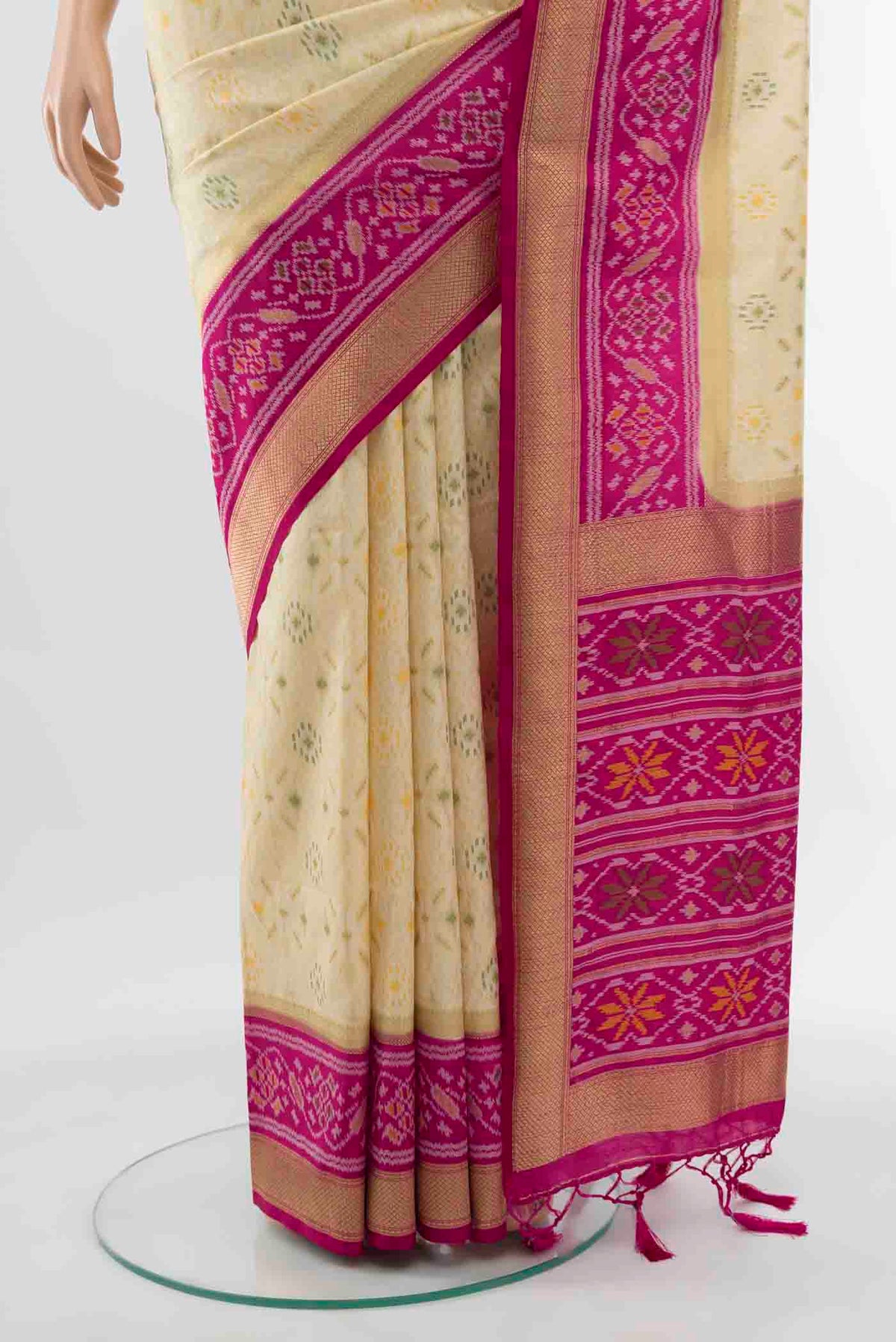 pleats pallu