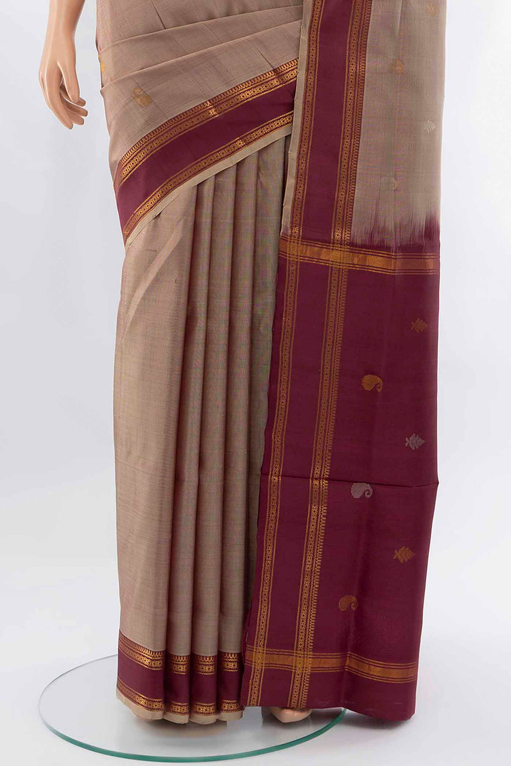 pleats pallu