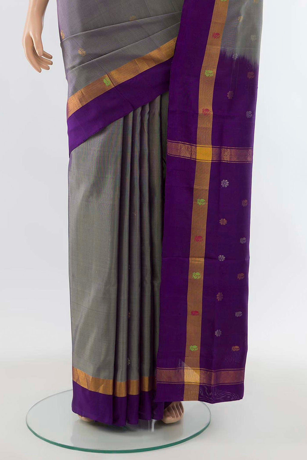 pleats pallu