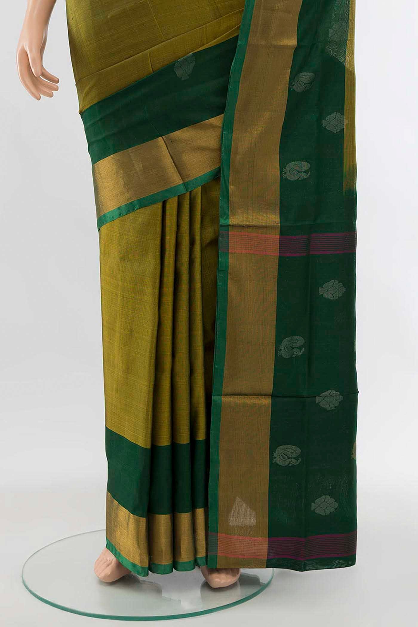 pleats pallu