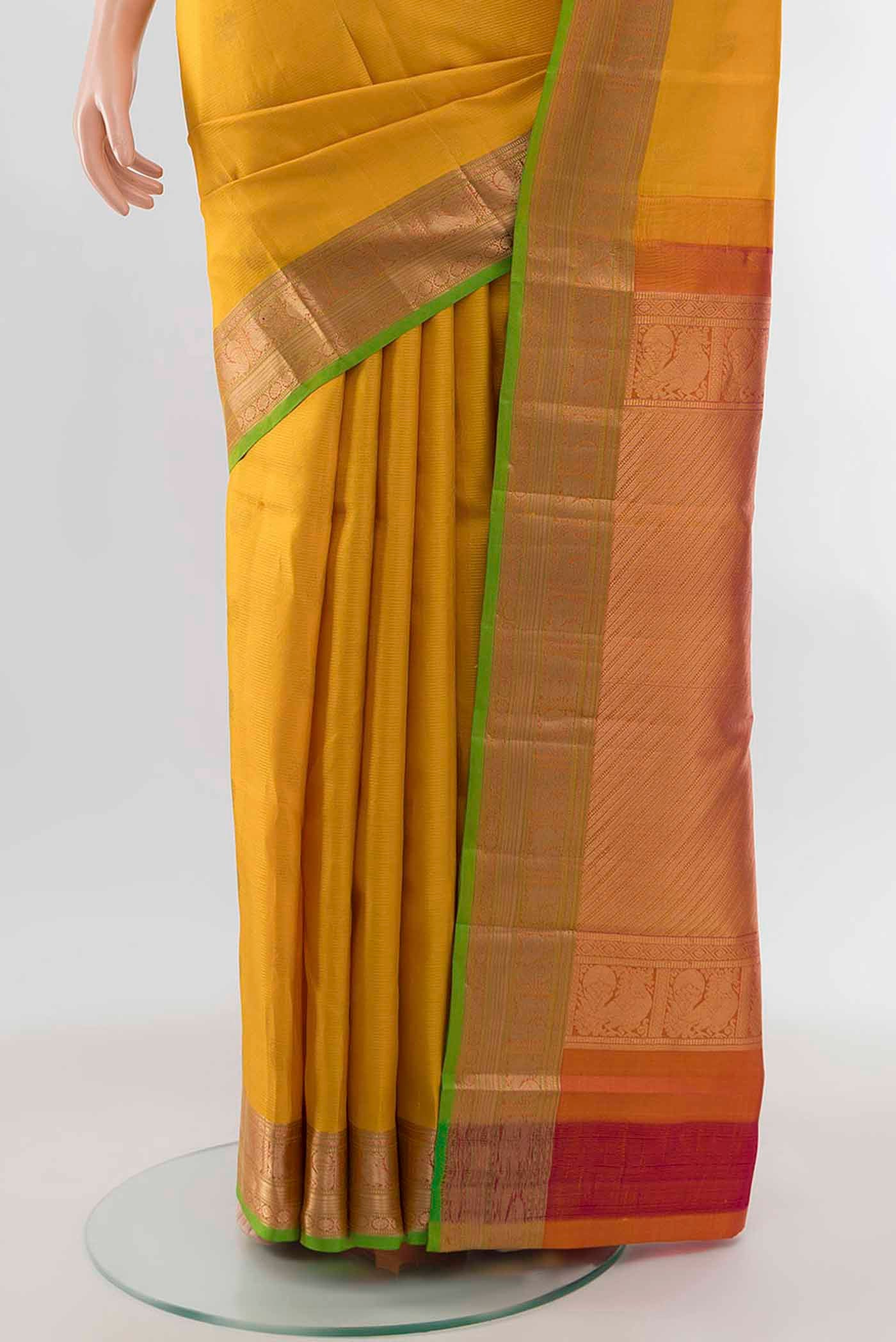 pleats pallu