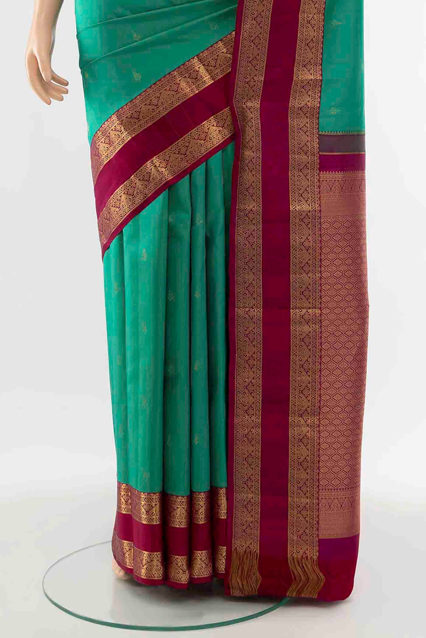 pleats pallu