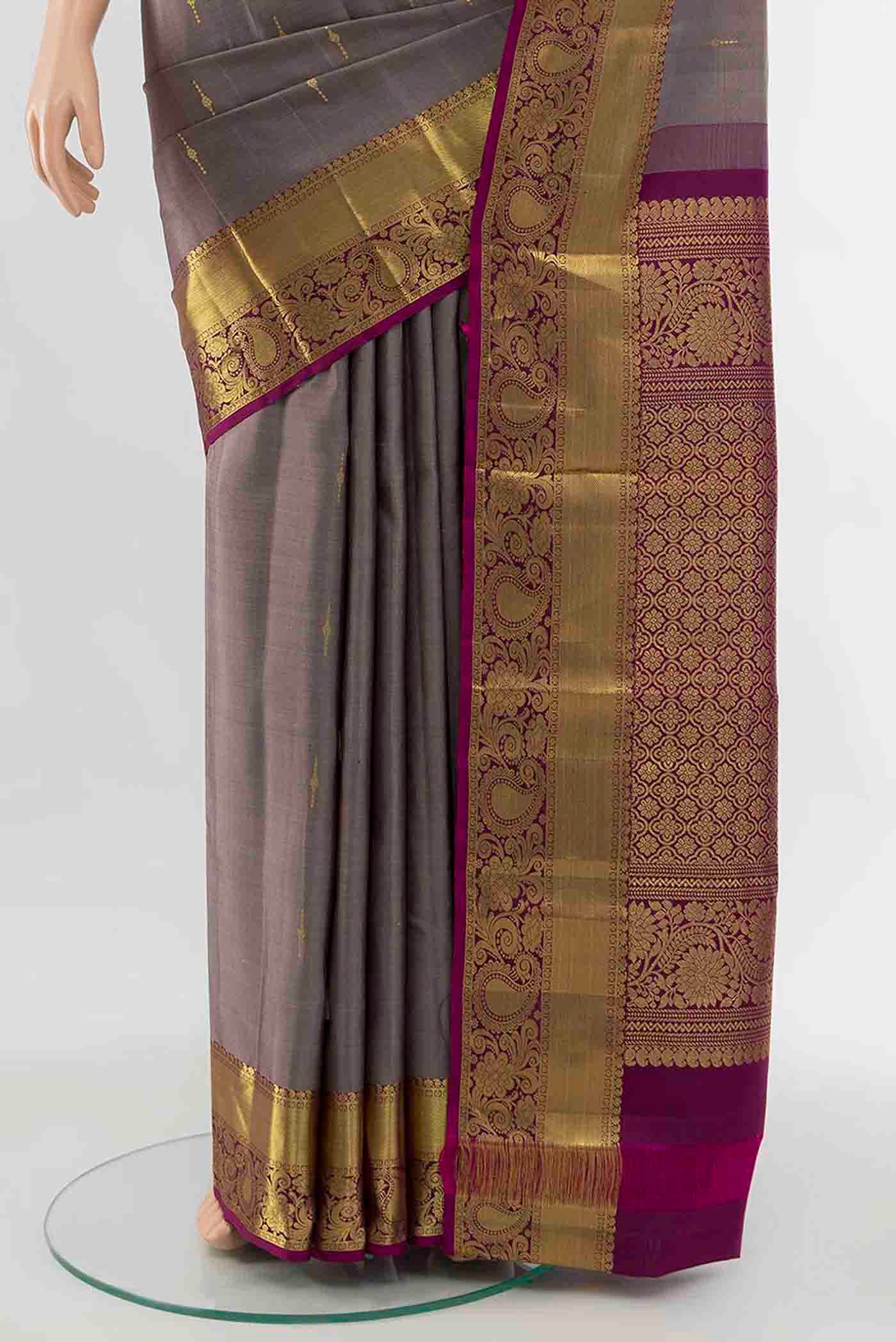 pleats pallu