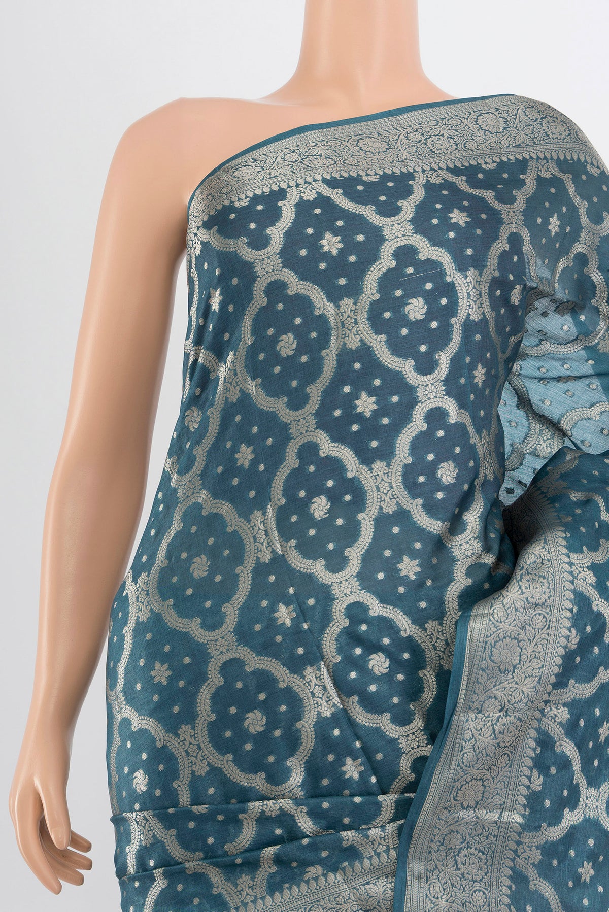 Border image of Davys Grey Banarasi Raw Silk Saree with Zari Butta on the body and Silk Border. 