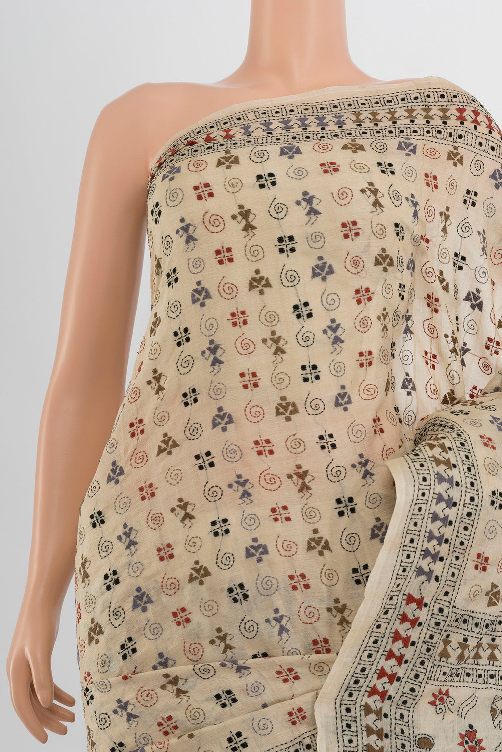 Border image of Beige Kantha Silk Saree with Embroidery on the body and Embroidery Border. 