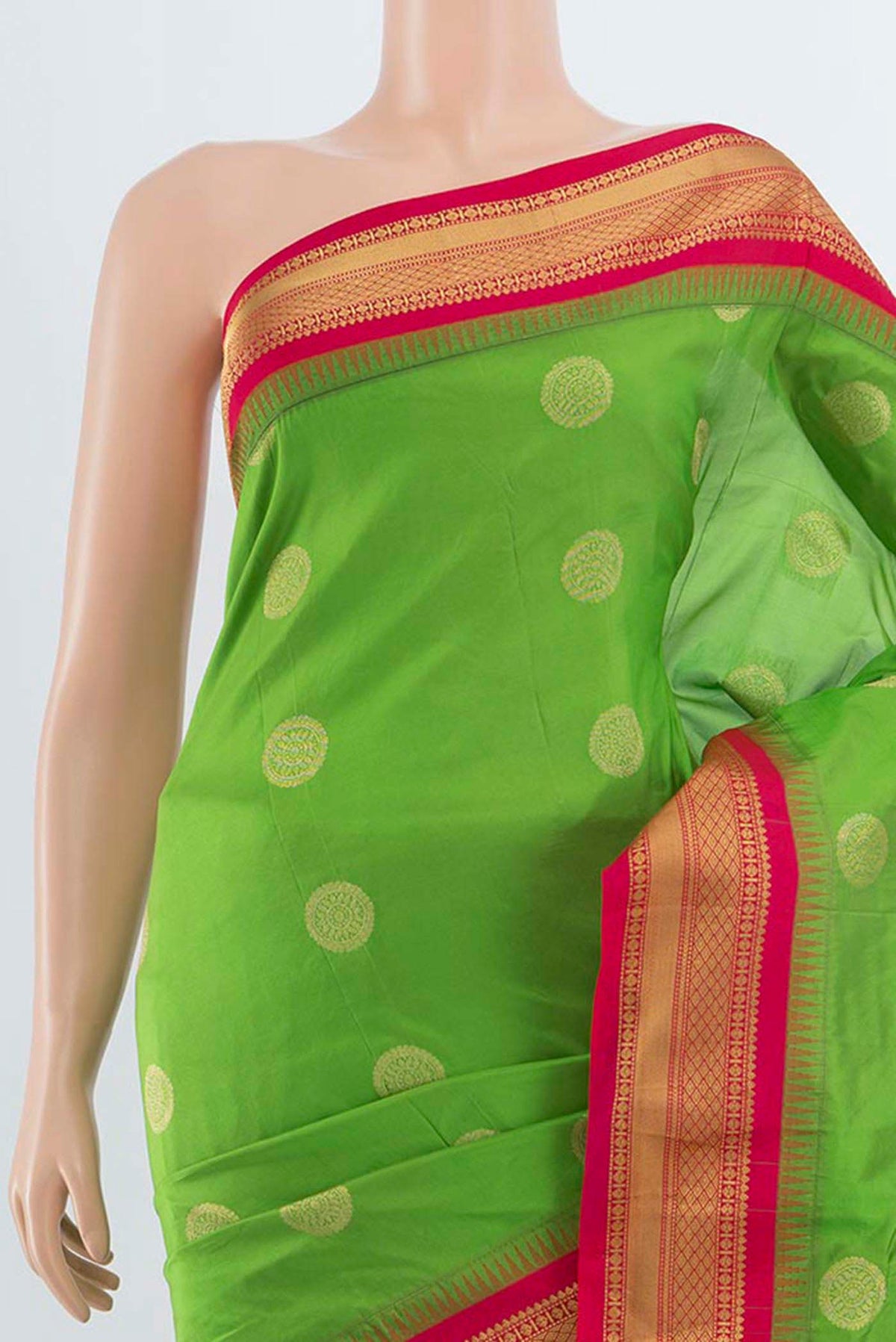 Border image of Parrot Green Bangalore Silk Saree with Zari Butta on the body and Silk Border. 