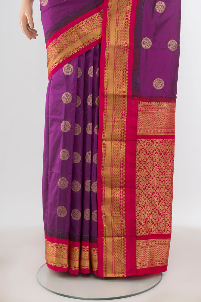 Pleats and pallu of Pure Silk Pure Zari Purple Bangalore Saree with Zari Butta on the body and Silk Border. 