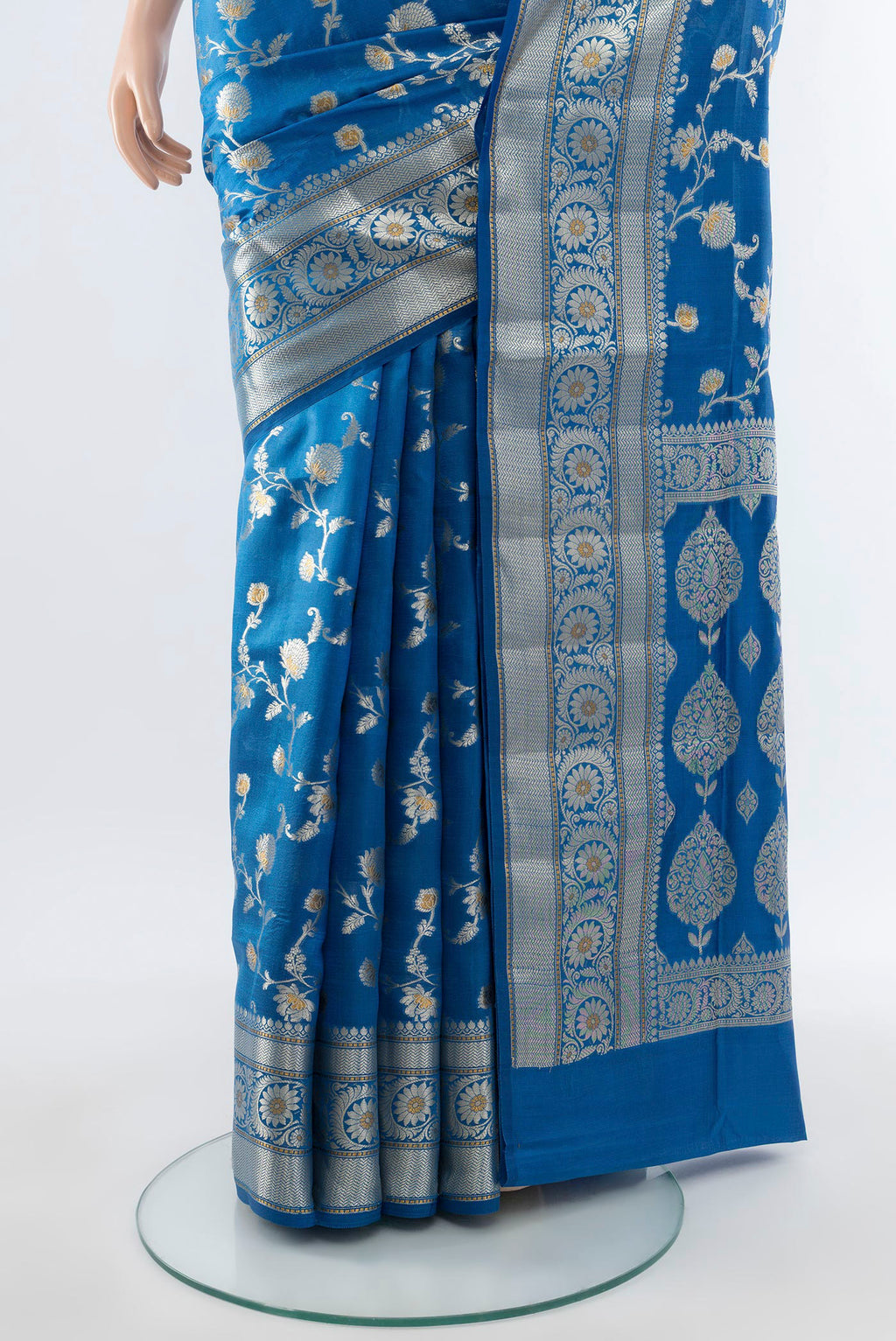 Pleats and pallu of Electric Blue Banarasi Raw Silk Saree with Zari Butta on the body and Zari Border. 