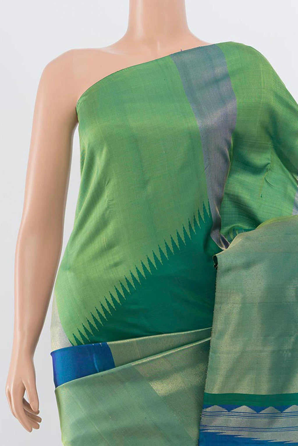 Border image of Green Kanchipuram Silk Saree with Zari Butta on the body and Silk Border. 