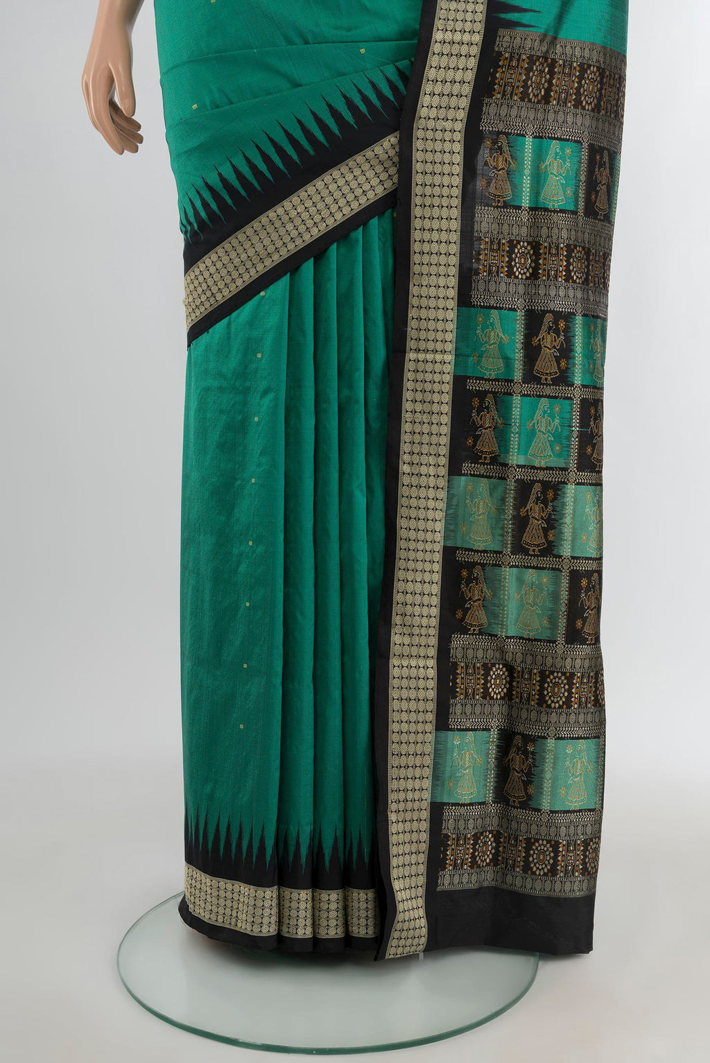 Pleats and pallu of Turquoise Orissa Silk Saree with Thread Butta on the body and Thread Border. 