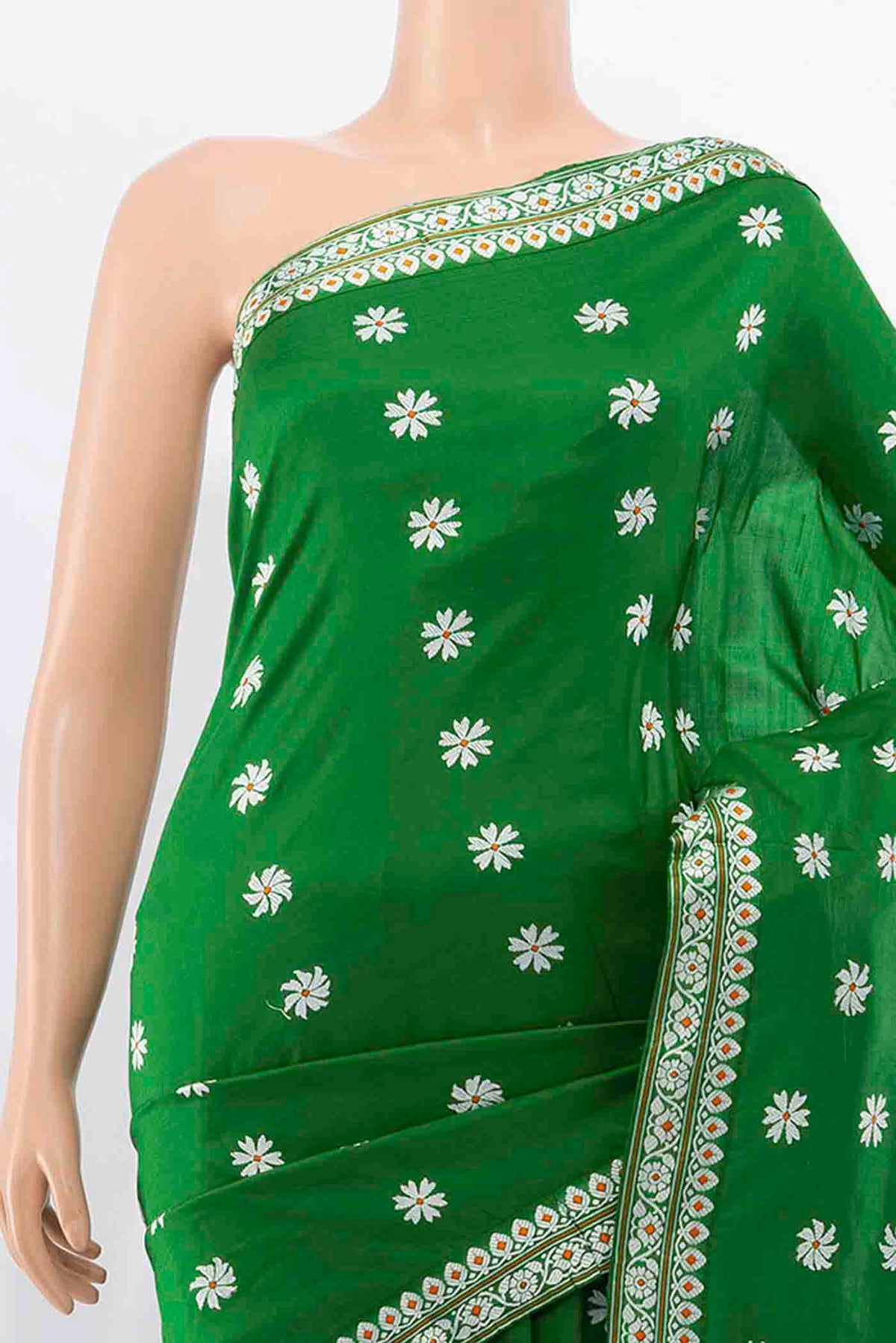 Border image of Bottle Green Assam Silk Saree with Thread Butta on the body and Silk Border