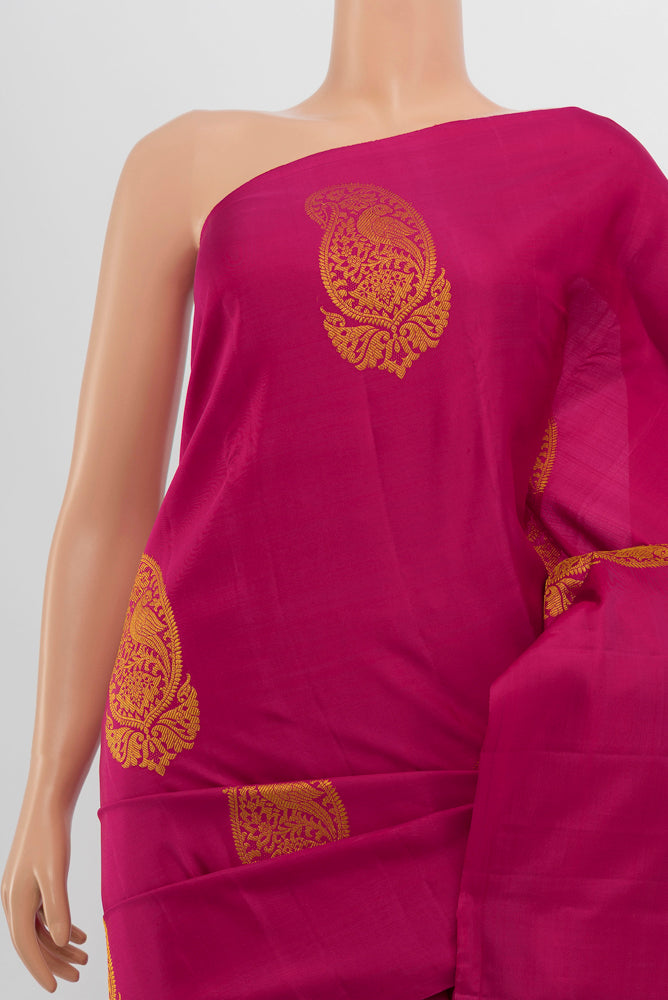 Border image of Dark Pink Kanchipuram Silk Saree with Zari Butta on the body and Silk Border. 