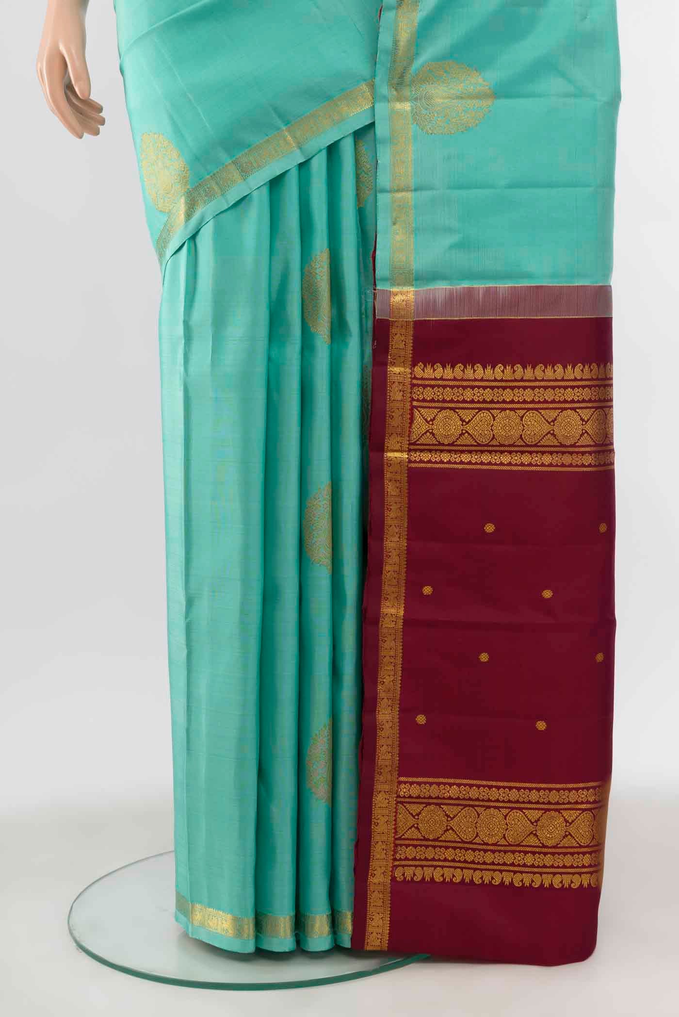 pleats pallu