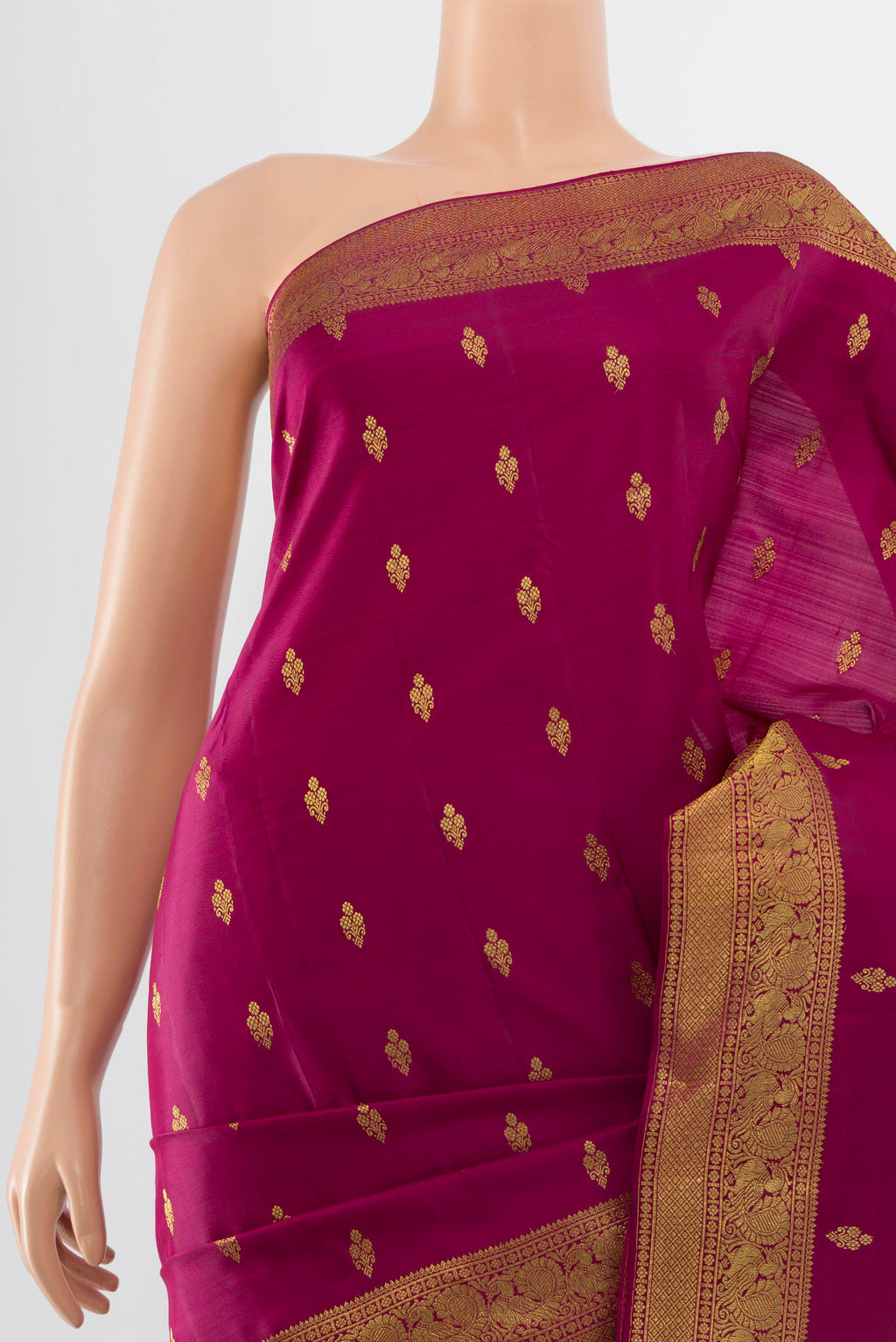 Border image of Pure Silk Pure Zari Maroon Kanjivaram Saree with Zari Butta on the body and Silk Border. 