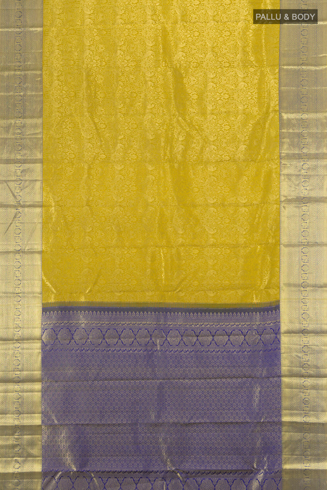 Flat view of Mehandi Green Kanchipuram Silk Saree with Plain Body and Silk Border. 