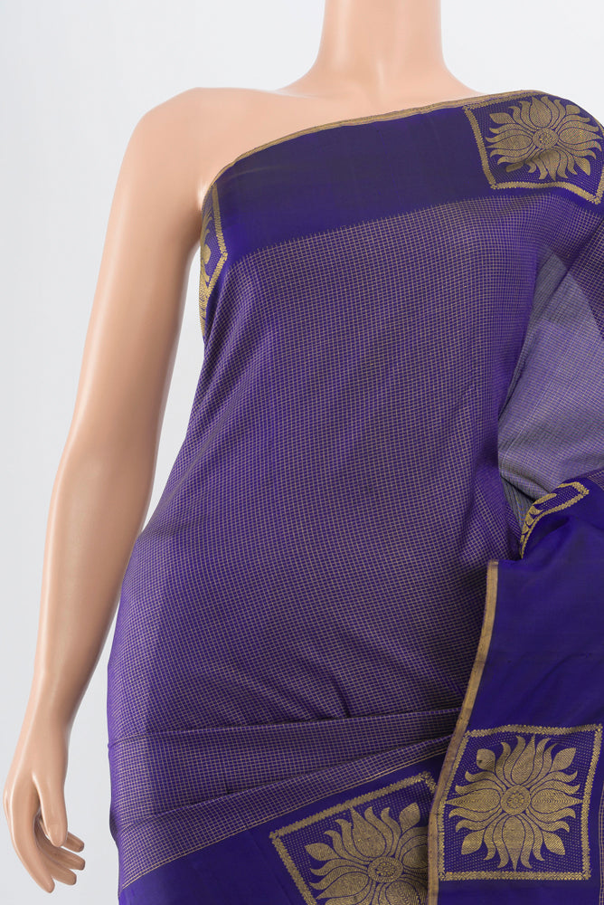 Border image of Pure Silk Pure Zari Violet Kanjivaram Saree with Zari Butta on the body and Silk Border. 