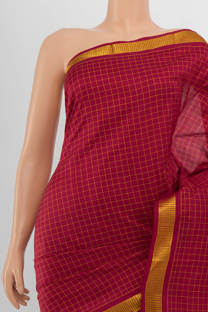 Border image of Maroon Kanjivaram Silk Saree with Checked design on the body and Silk Border. 