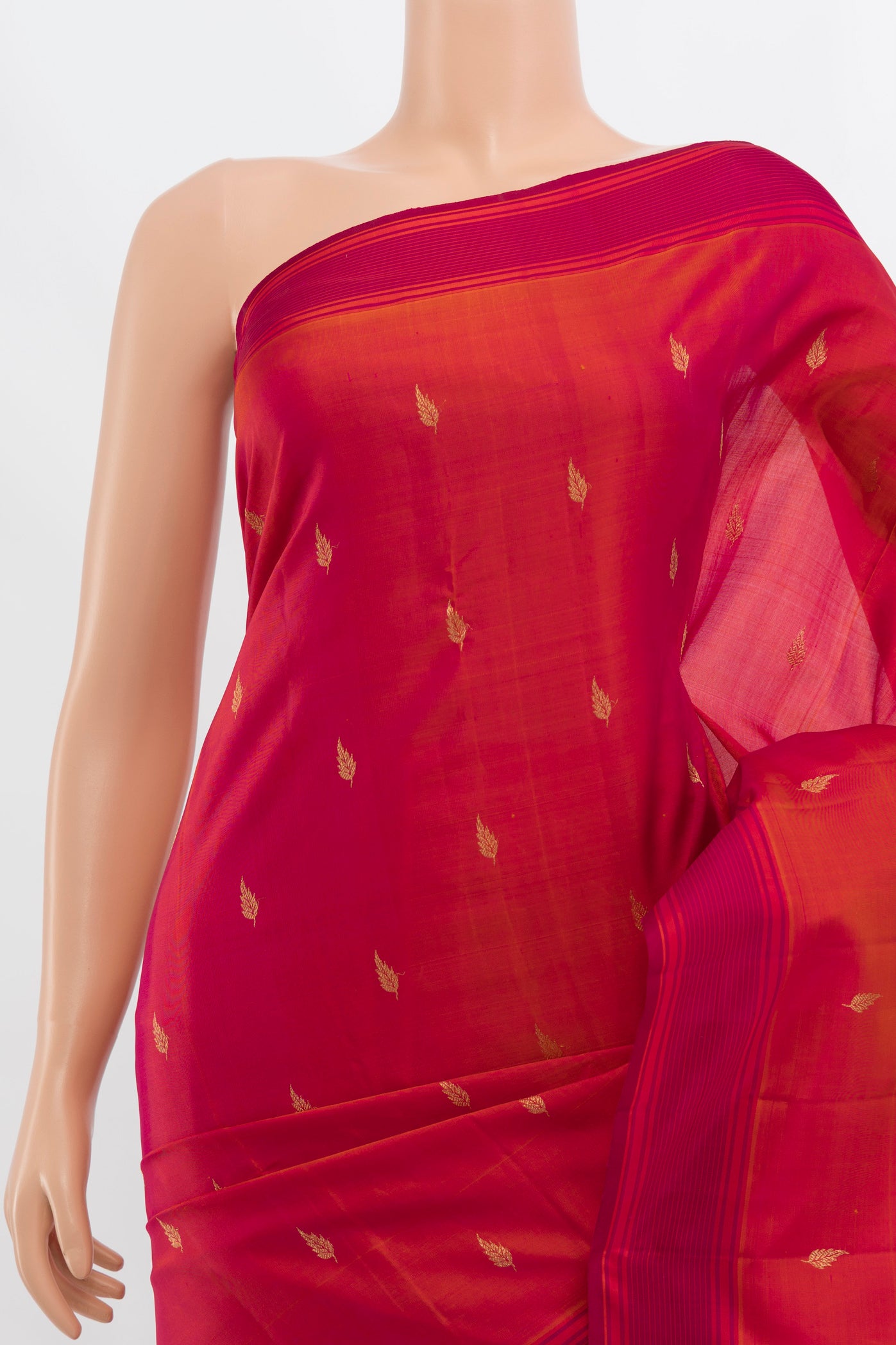 Border image of Imperial Pink Kanchipuram Silk Saree with Zari Butta on the body and Silk Border. 