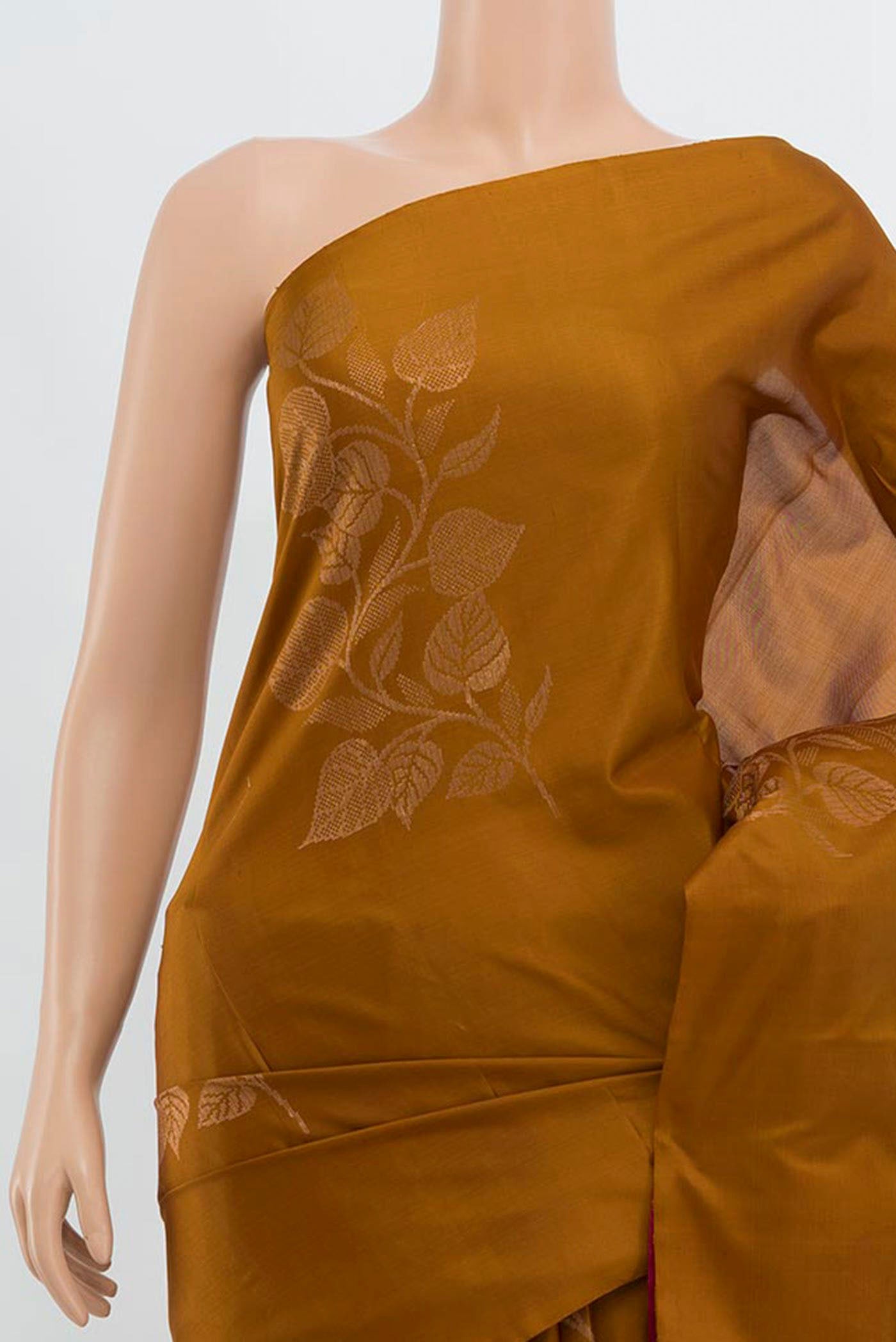 Border image of Rust Soft Silk Saree with Zari Butta on the body and Silk Border. 