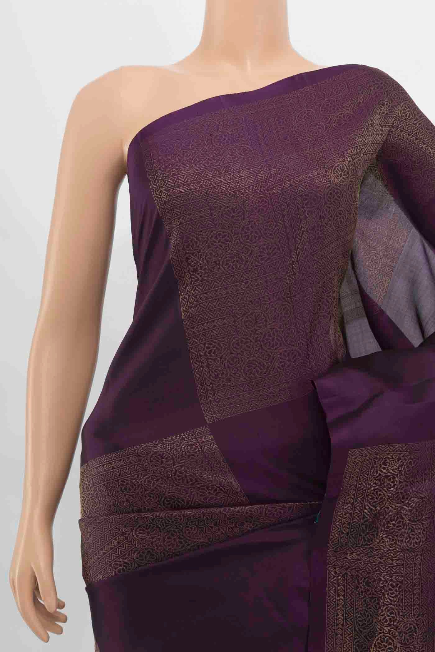 Border image of Purple Soft Silk Saree with Zari Butta on the body and Silk Border. 