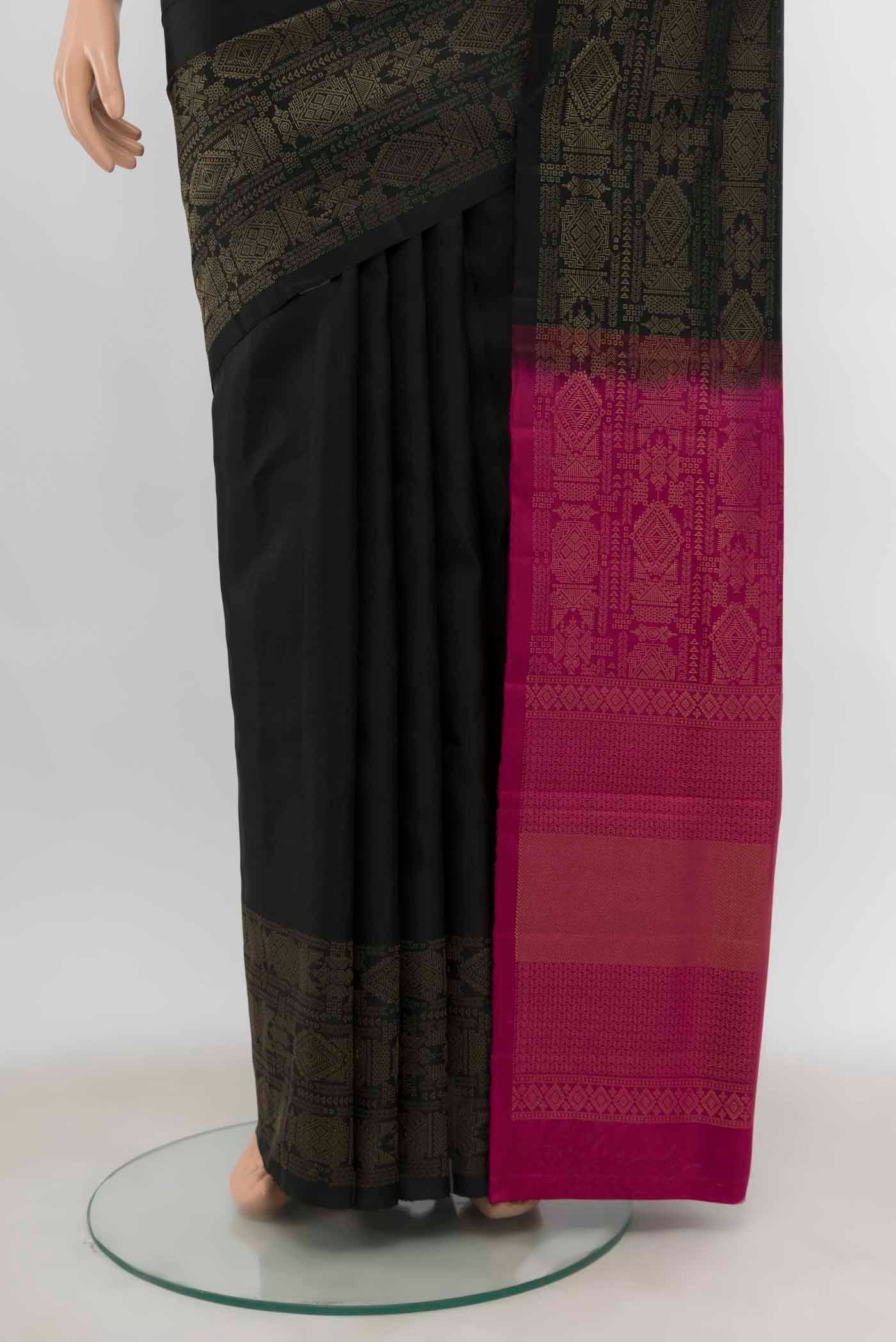pleats pallu