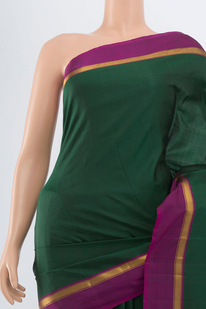 Border image of Mint Green Kanjivaram Silk Saree with Plain Body and Silk Border. 