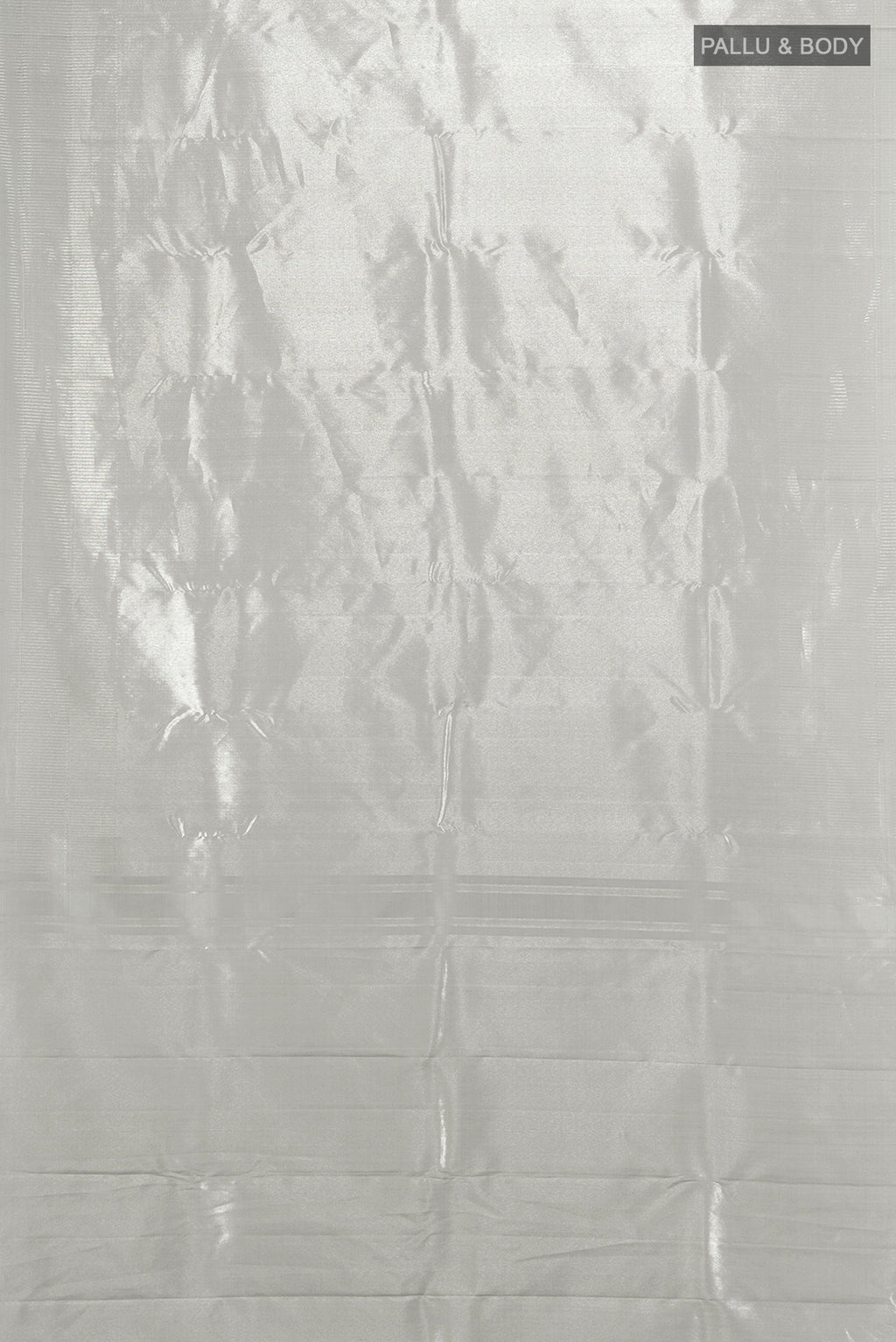 Flat view of Silver Kanchipuram Silk Saree with Zari Brocade on the body and Zari Border. 