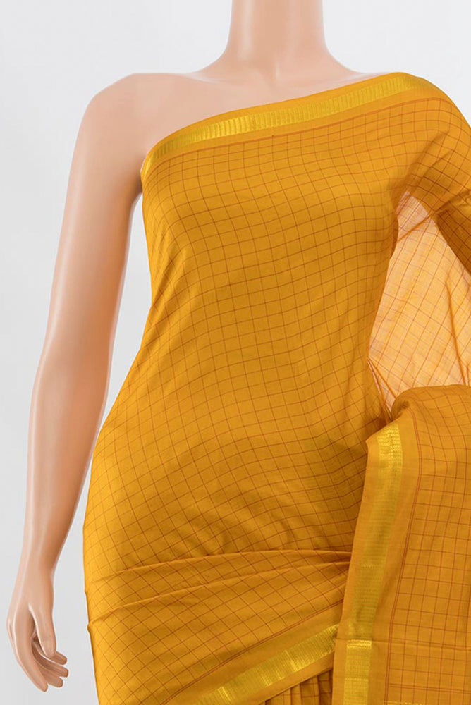 Border image of Mustard Kanchipuram Silk Nine Yards Saree with Checked design on the body and Silk Border. 