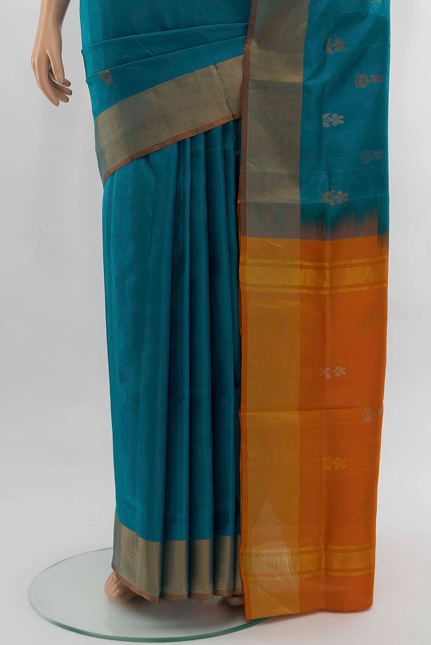 pleats pallu