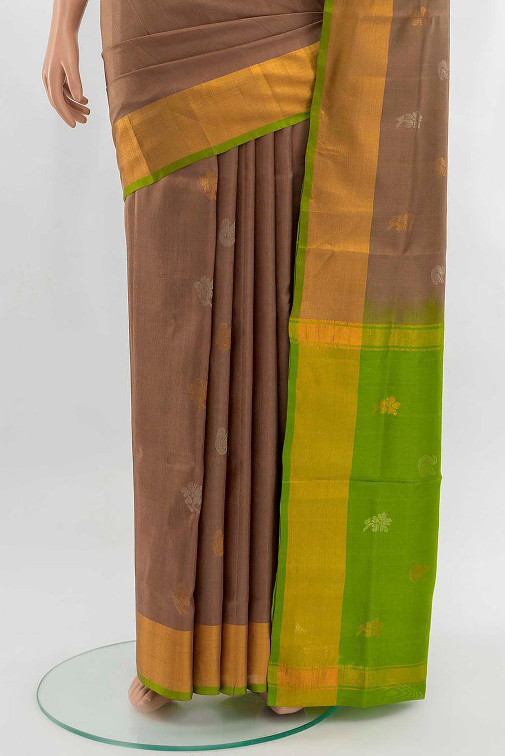pleats pallu