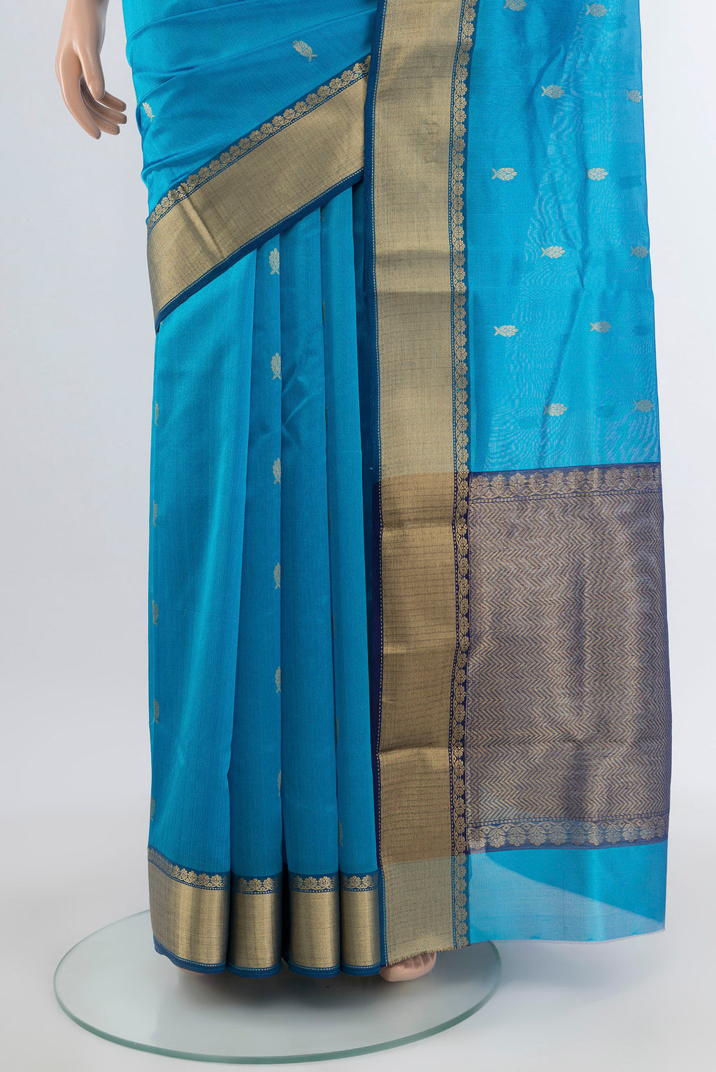 Pleats and pallu of Blue Chanderi Silk Cotton Saree with Zari Butta on the body and Zari Border. 