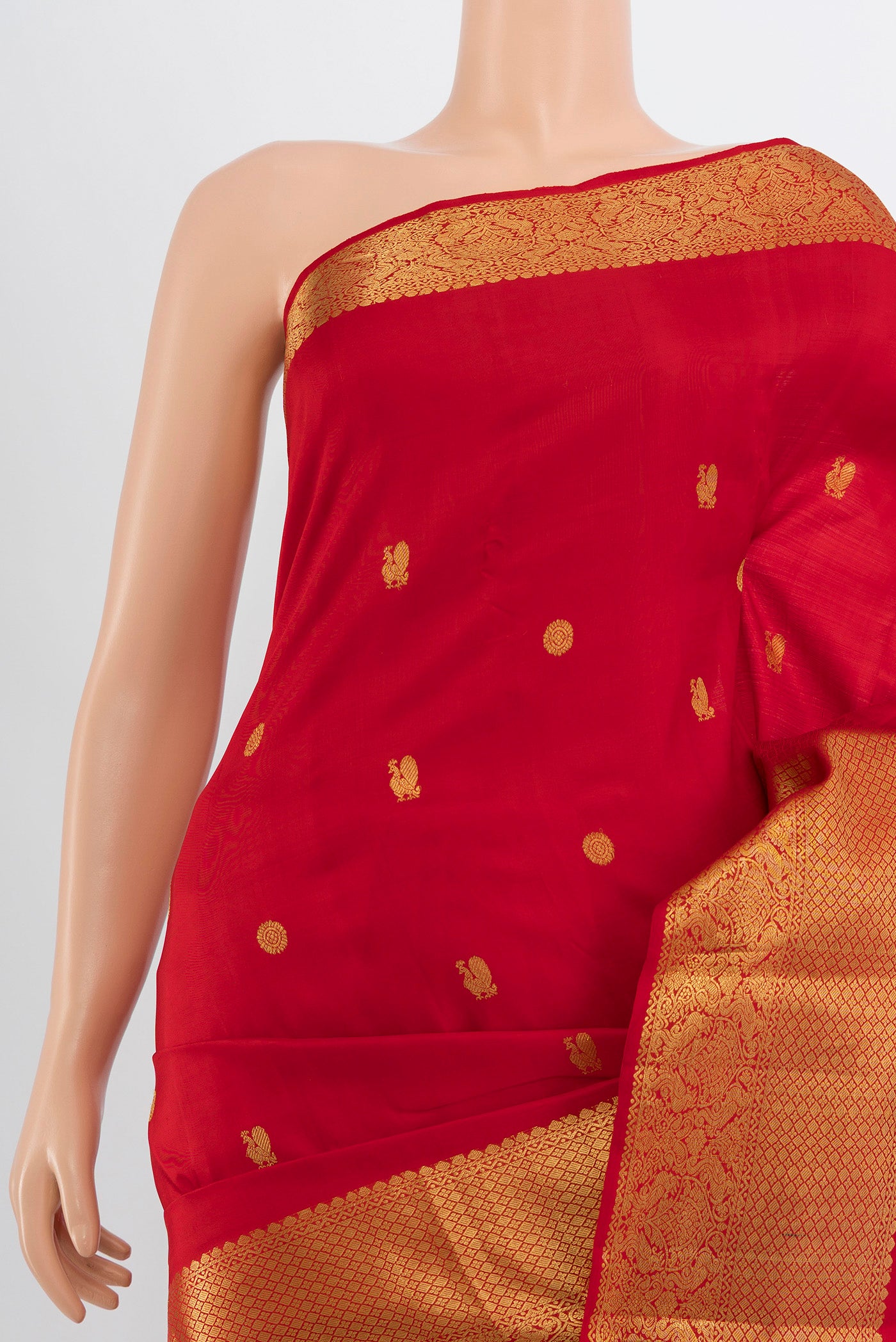 Border image of Red Kanchipuram Silk Saree with Zari Butta on the body and Silk Border. 