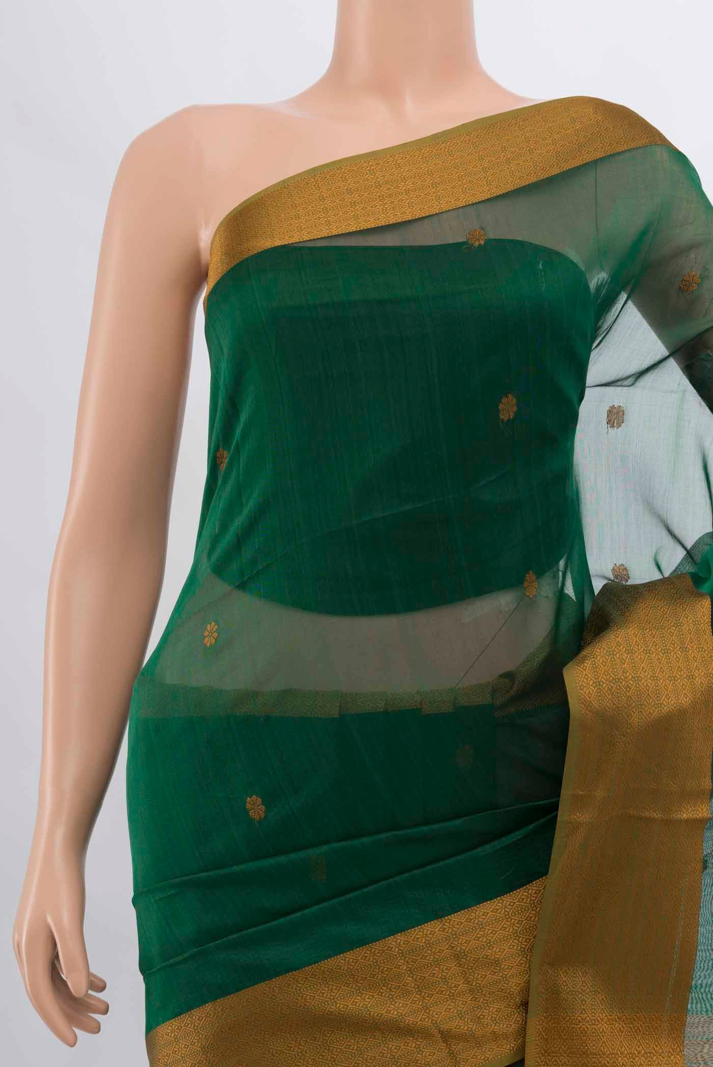 Border image of Green Maheshwari Silk Cotton Saree with Thread Butta on the body and Thread Border