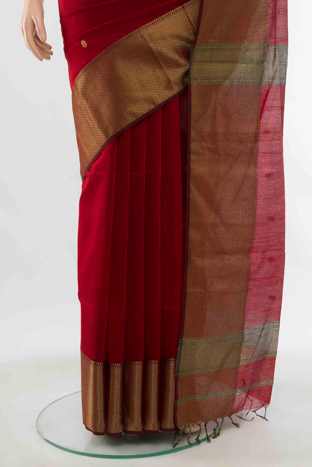 pleats pallu