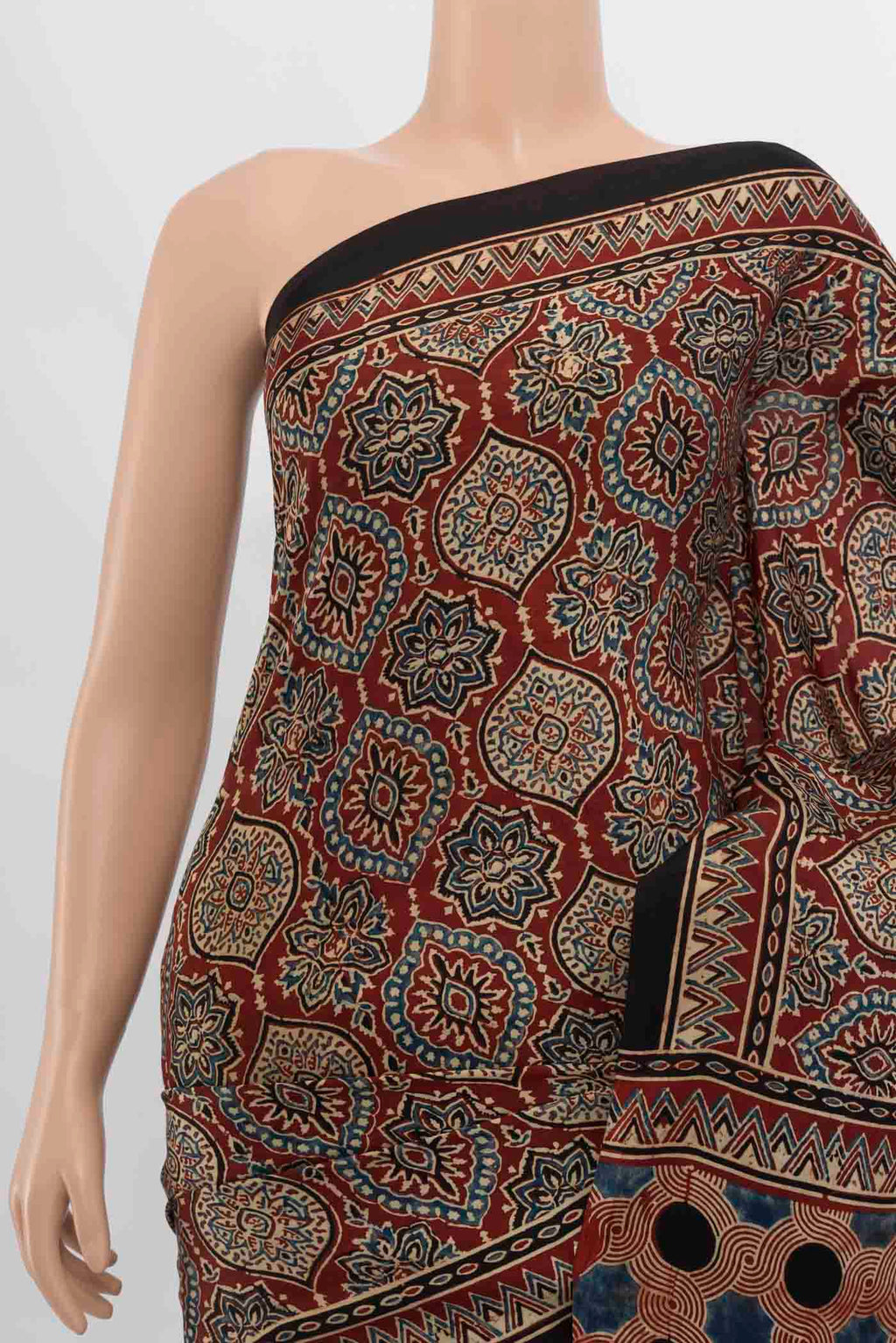 Border image of Multi Color Muslin Silk Saree with Floral Print on the body and Silk Border. 