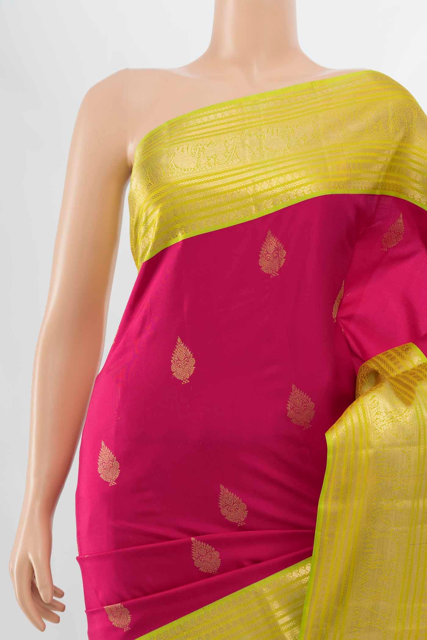 Border image of Dark Pink Kanchipuram Silk Saree with Zari Butta on the body and Silk Border